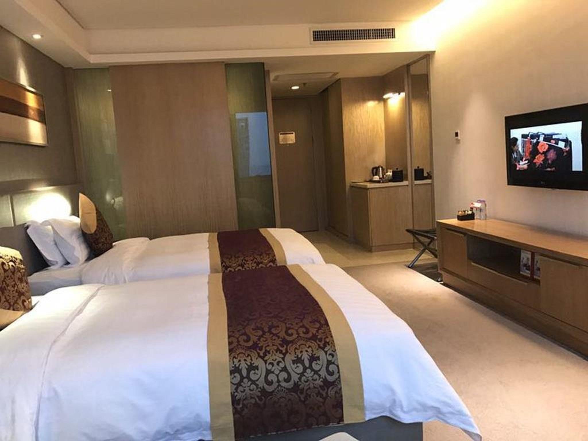Pearl River International Hotel - Canmetro Line 11 Yijing Lu Station Canton Esterno foto