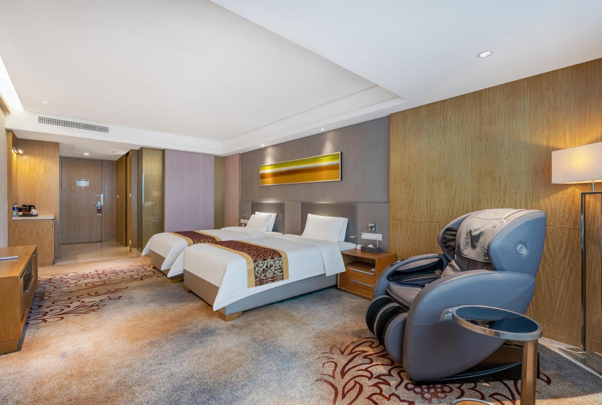 Pearl River International Hotel - Canmetro Line 11 Yijing Lu Station Canton Esterno foto